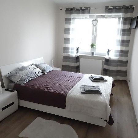 Апартаменты Przytulny Apartament Przy Aquapark Реда Экстерьер фото